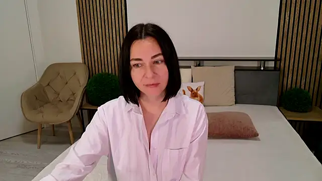 DitaNoir online show from 07-13-26, 05:43