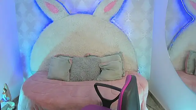 valentina clk online show from 02-15-26, 07:21