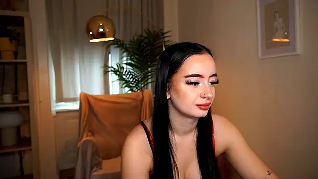 Snapshot of _blackpearlll chatting on 12-21-25, 11:17 blackpearlll online show from 12-21-25, 11:17