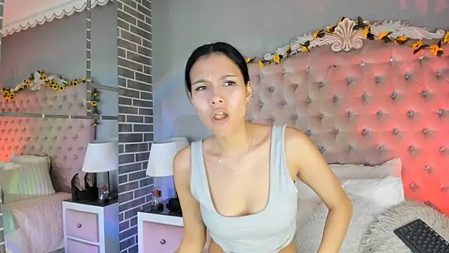 TanyaBello online show from 06-07-26, 03:43