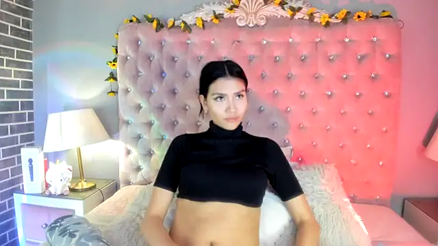 TanyaBello online show from 06-23-26, 04:43