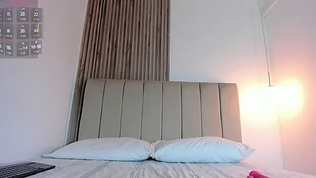 EvaaSinclair online show from 04-16-26, 07:47