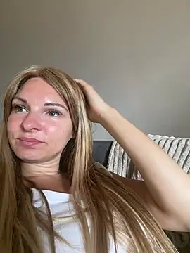 kinkysarahx online show from 07-28-26, 08:54