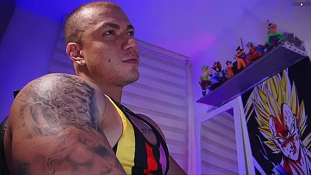 Snapshot of Jherxx chatting on 10-20-25, 02:17 Jherxx online show from 10-20-25, 02:17