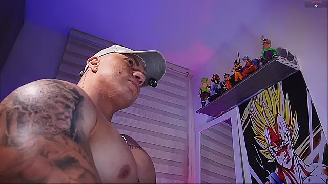 Snapshot of Jherxx chatting on 10-21-25, 04:19 Jherxx online show from 10-21-25, 04:19