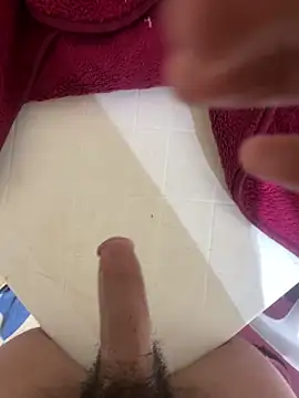 Snapshot of yoryy07 chatting on 12-22-25, 04:26 yoryy07 online show from 12-22-25, 04:26