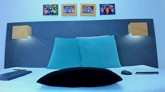 iamdoll online show from 03-12-26, 08:26