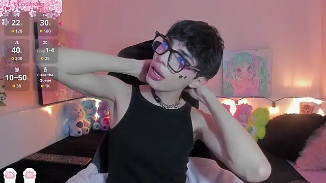 Strawberry Kitty  online show from 02-14-26, 04:09