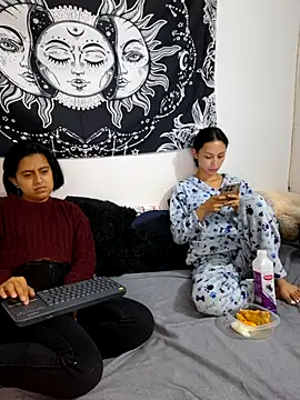 emily n abby online show from 07-06-26, 02:03