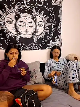 emily n abby online show from 07-08-26, 01:26