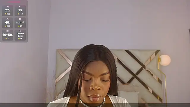 Maiacharris  online show from 06-19-26, 12:09