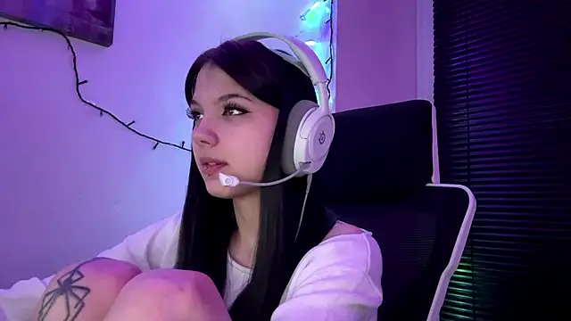 HanaMantanaDell online show from 02-07-26, 02:32