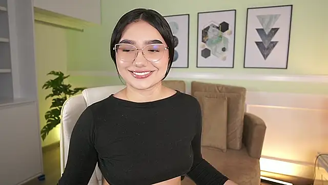 EmilyTurneer online show from 11-21-25, 07:12