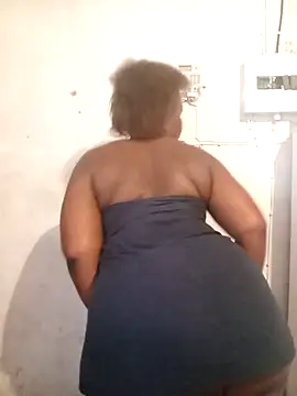 Snapshot of Roronae chatting on 11-04-25, 09:41 Roronae online show from 11-04-25, 09:41