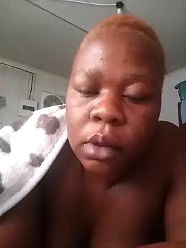 Snapshot of Roronae chatting on 11-11-25, 07:08 Roronae online show from 11-11-25, 07:08