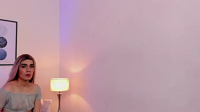 Amelia Brixton online show from 04-23-26, 12:29