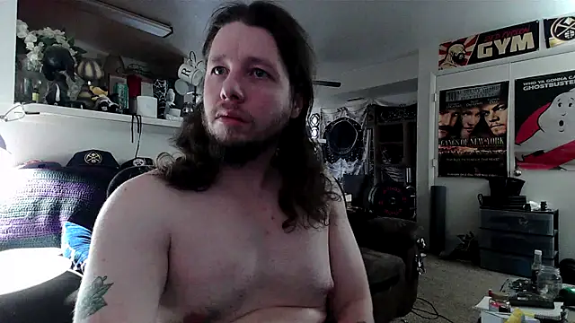 Snapshot of biggerisbetter12 chatting on 12-14-25, 05:29 biggerisbetter12 online show from 12-14-25, 05:29