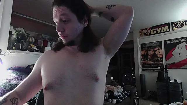 Snapshot of biggerisbetter12 chatting on 02-04-26, 01:33 biggerisbetter12 online show from 02-04-26, 01:33