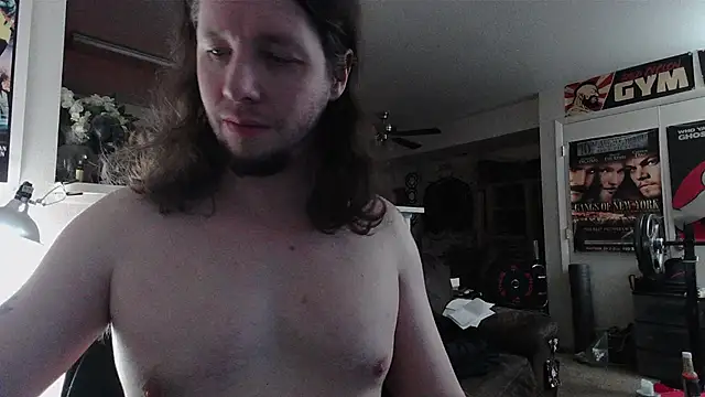 Snapshot of biggerisbetter12 chatting on 02-17-26, 12:12 biggerisbetter12 online show from 02-17-26, 12:12