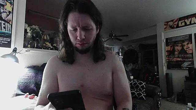 Snapshot of biggerisbetter12 chatting on 02-20-26, 02:17 biggerisbetter12 online show from 02-20-26, 02:17