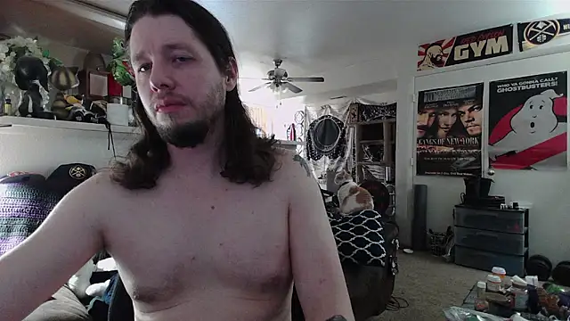 Snapshot of biggerisbetter12 chatting on 03-08-26, 04:00 biggerisbetter12 online show from 03-08-26, 04:00