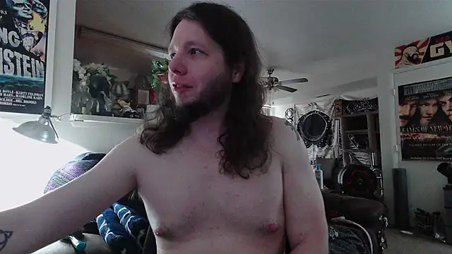 biggerisbetter12 online show from 04-28-26, 02:55