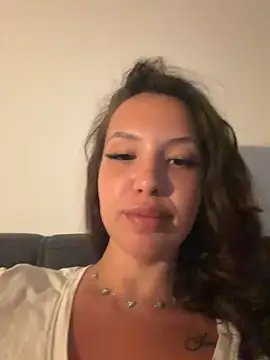 Snapshot of BiancaAva chatting on 06-17-26, 08:21 BiancaAva online show from 06-17-26, 08:21