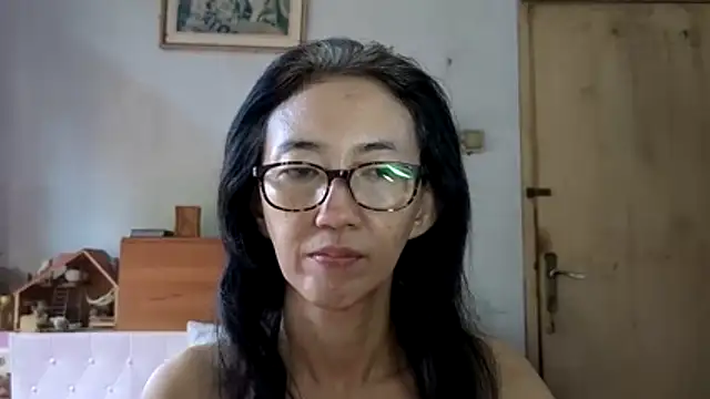 princessD077 online show from 06-12-26, 03:05