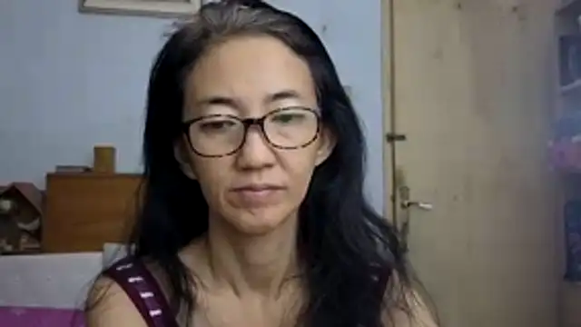 princessD077 online show from 06-12-26, 04:39