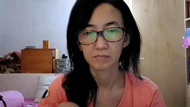 Snapshot of princessD077 chatting on 07-28-26, 04:39 princessD077 online show from 07-28-26, 04:39
