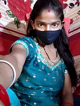 Snapshot of Itz_Aisha__ chatting on 05-23-26, 06:18 Itz Aisha online show from 05-23-26, 06:18