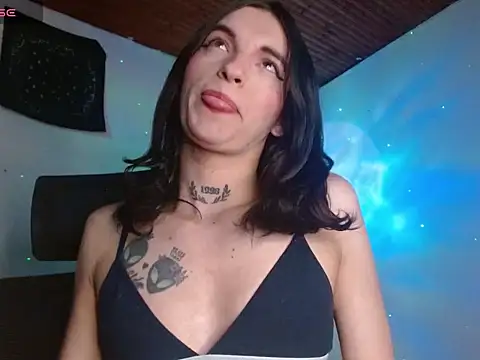 Scarlett crastrawberry online show from 06-14-26, 09:22