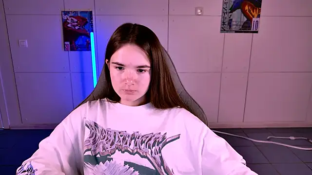 May Bloom online show from 11-26-25, 01:12