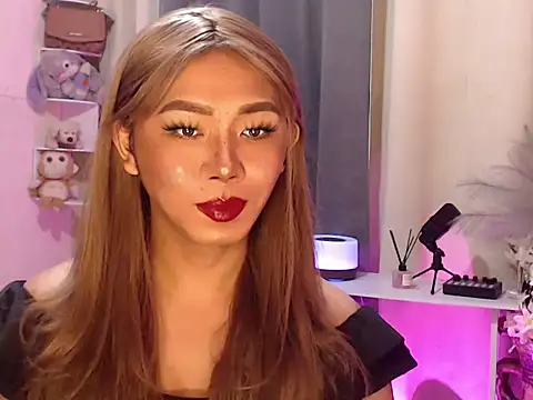 Snapshot of Katesy12 chatting on 11-17-25, 01:22 Katesy12 online show from 11-17-25, 01:22