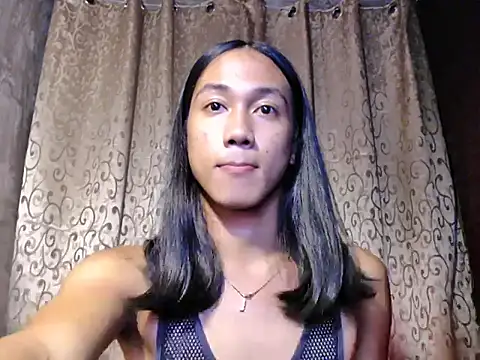 taylaxuxu online show from 11-10-25, 09:25