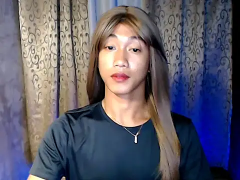 Snapshot of taylaxuxu chatting on 01-09-26, 08:43 taylaxuxu online show from 01-09-26, 08:43