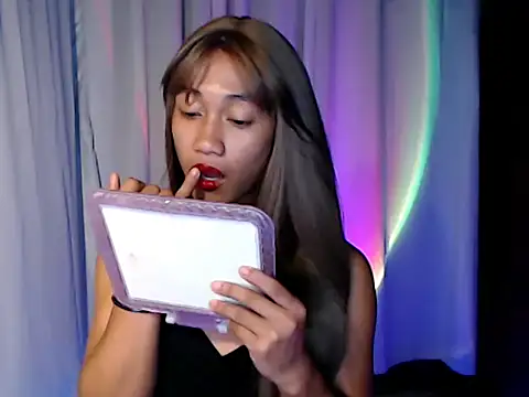 Snapshot of taylaxuxu chatting on 03-15-26, 05:13 taylaxuxu online show from 03-15-26, 05:13