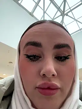 KiraSunshine online show from 11-12-25, 03:40