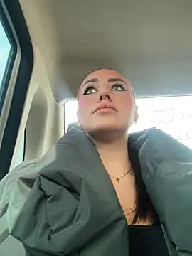 KiraSunshine online show from 04-15-26, 04:30