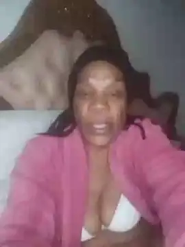 Hotcougar online show from 11-18-25, 09:08