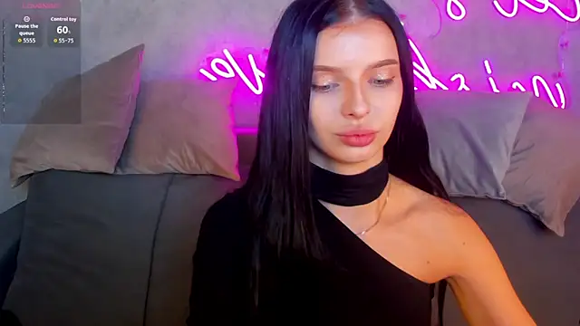 Snapshot of Eva_Mayers chatting on 11-06-25, 12:55 Eva Mayers online show from 11-06-25, 12:55