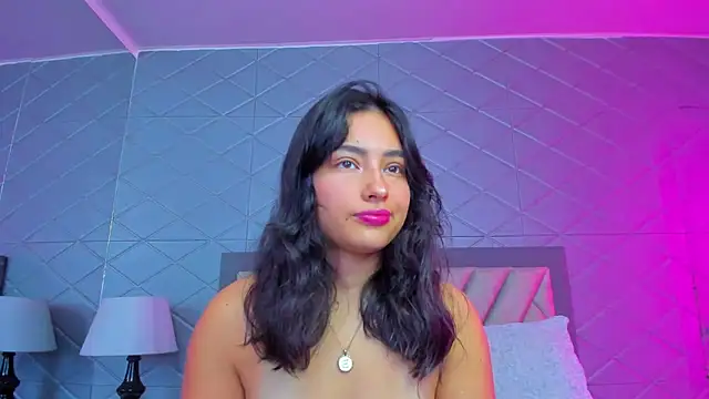 Snapshot of ViolettRouse chatting on 02-10-26, 04:44 ViolettRouse online show from 02-10-26, 04:44