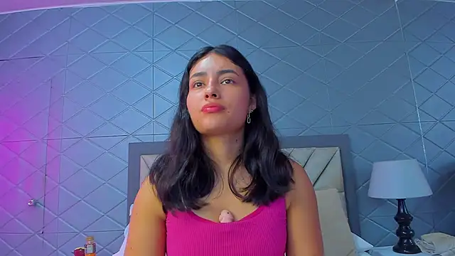 Snapshot of ViolettRouse chatting on 03-03-26, 04:46 ViolettRouse online show from 03-03-26, 04:46