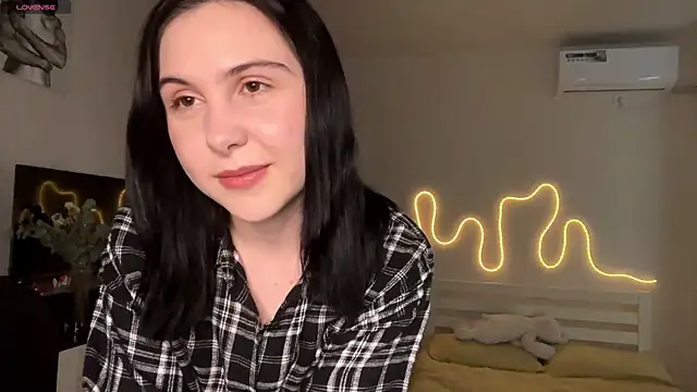 MyraLitterers online show from 04-25-26, 04:04