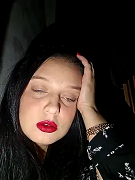 Kaity XOX online show from 10-18-25, 10:43