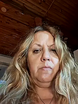 Snapshot of JennyInVegas chatting on 06-14-26, 08:11 JennyInVegas online show from 06-14-26, 08:11