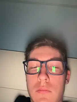 Snapshot of Anton2026 chatting on 04-04-26, 09:01 Anton2026 online show from 04-04-26, 09:01