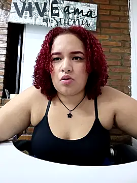 Snapshot of Curly-98 chatting on 10-18-25, 12:35 Curly-98 online show from 10-18-25, 12:35