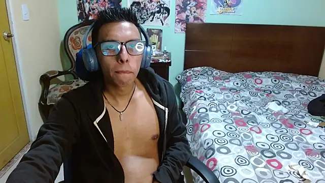 Snapshot of DavTwink3100 chatting on 11-15-25, 02:09 DavTwink3100 online show from 11-15-25, 02:09