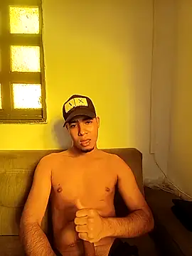 thiiago 05 online show from 10-24-25, 08:16